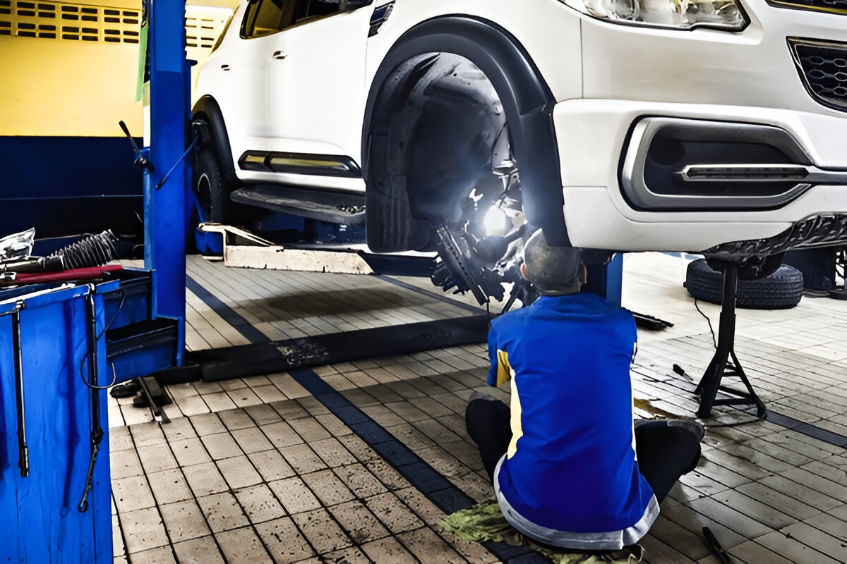 Ways to take care of your Car Tyre: Cupping & Feathering